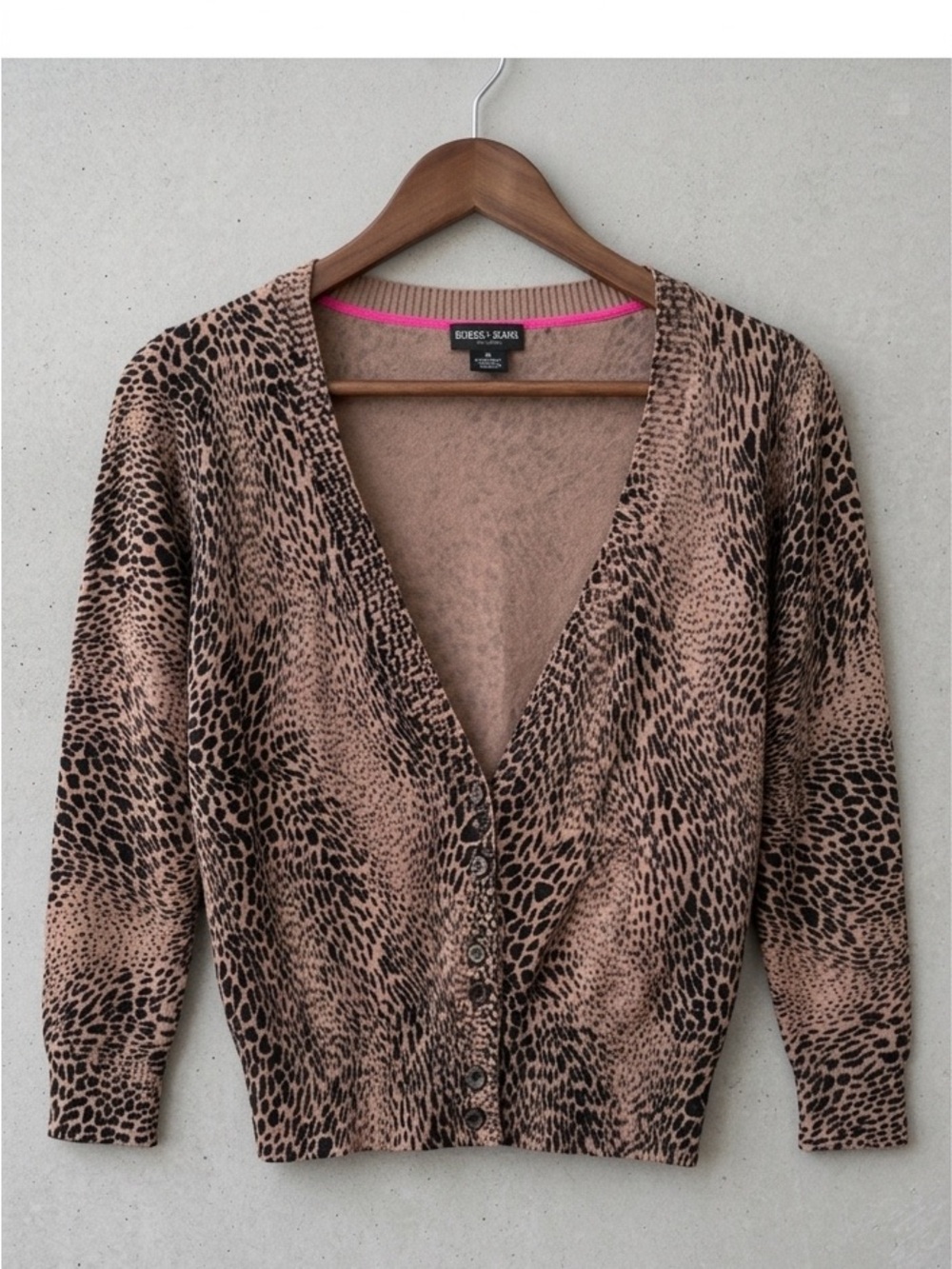 GUESS Jeans Leopard Print V-Neck Cardigan Sweater Tan Brown Pink Trim- M